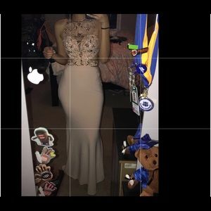 BEAUTIFUL PROM DRESS